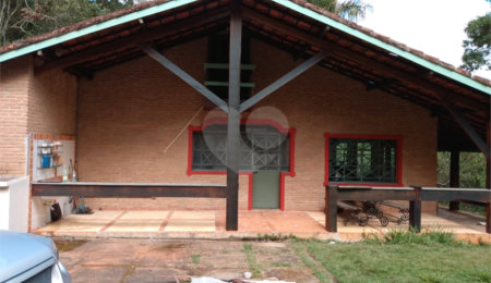 Sítio à venda com 5 suítes em Botujuru, Mogi das Cruzes, SP