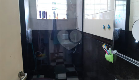 Sobrado à venda com 3 quartos, sendo 1 suíte,  em Tremembé, São Paulo, SP
