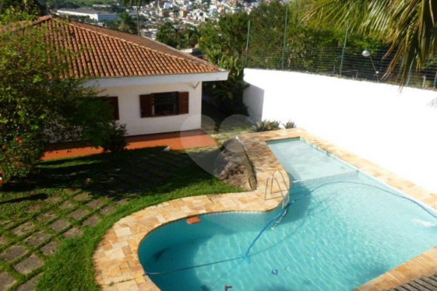Casa Térrea à venda com 4 quartos, sendo 1 suíte, em Tremembé, São Paulo, SP