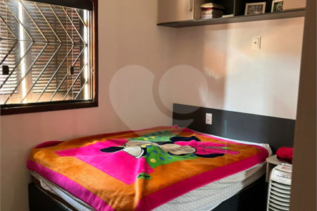 Sobrado à venda com 3 quartos, sendo 1 suíte, em Jardim Fernandes, São Paulo, SP