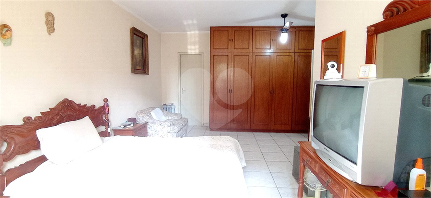 Sobrado à venda ou para alugar com 4 quartos, sendo 1 suíte, em Brooklin Paulista, São Paulo, SP