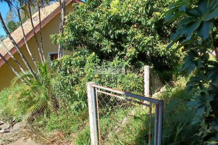 Chácara à venda com 3 quartos, sendo 1 suíte,  em Vila Dom Pedro, Atibaia, SP