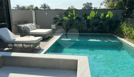 Casa à venda com 6 suítes no condomínio Golf CL, Bertioga - SP