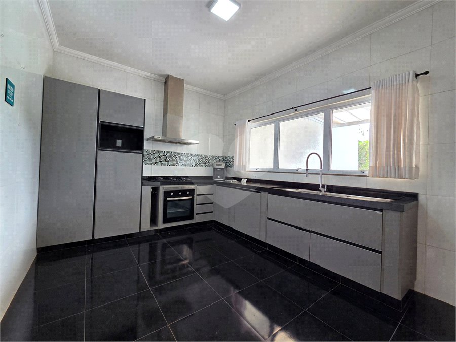Casa à venda com 3 suítes no condomínio Jardim Solar do Bosque, Sorocaba - SP
