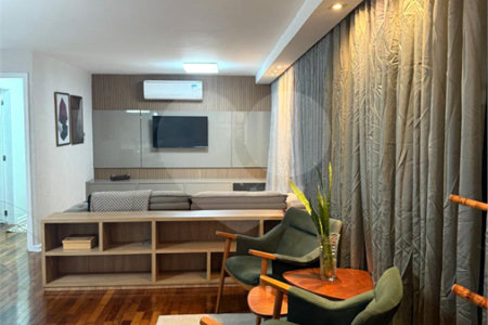 Apartamento à venda com 3 quartos, sendo 1 suíte, em Santa Cecília, São Paulo, SP