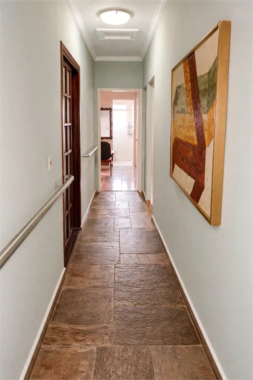 Casa à venda com 3 suítes em Jardim Leonor, São Paulo, SP