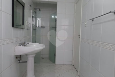 Apartamento à venda com 3 quartos, sendo 1 suíte, em Pinheiros, São Paulo, SP