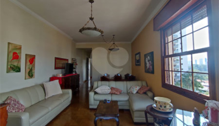 Apartamento à venda com 2 quartos em Aclimação, São Paulo, SP