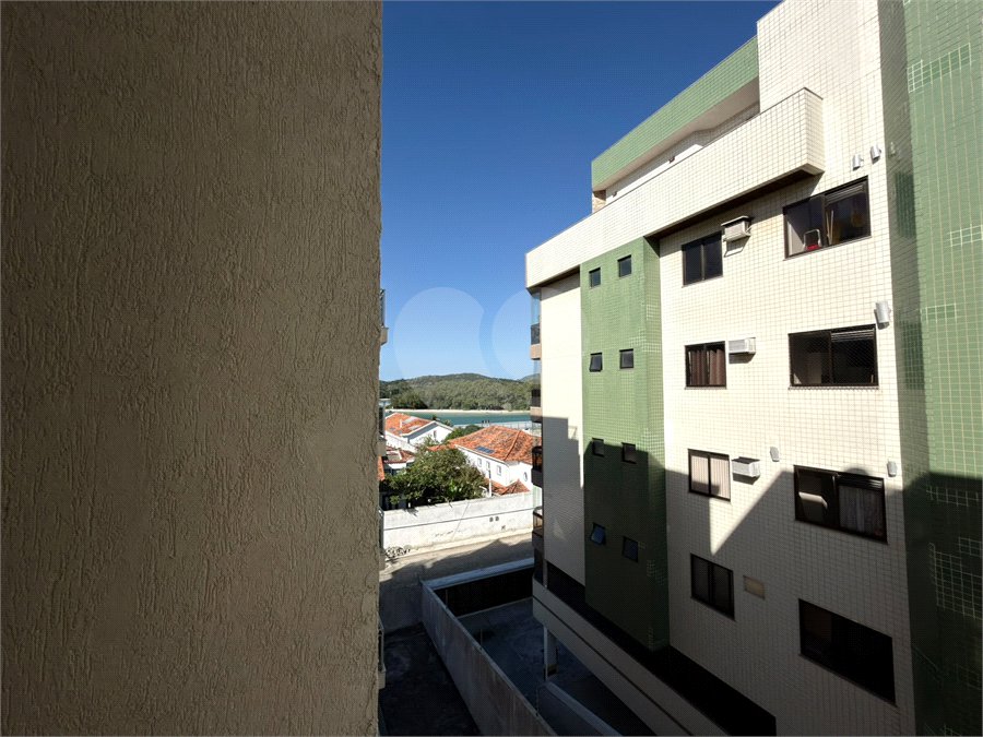 Cobertura à venda com 3 quartos, sendo 1 suíte, em Passagem, Cabo Frio, RJ