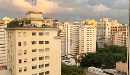 Apartamento à venda com 3 quartos, sendo 1 suíte,  em Pinheiros, São Paulo, SP