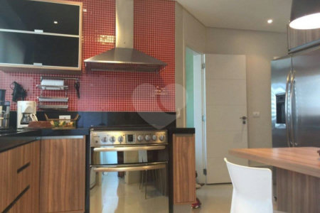 Apartamento à venda com 3 suítes em Santana, São Paulo, SP