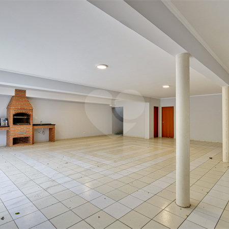 Sobrado à venda com 3 quartos, sendo 1 suíte, em Alto da Boa Vista, São Paulo, SP