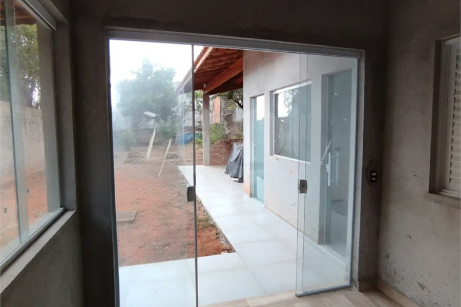 Sobrado à venda com 3 suítes em Tremembé, São Paulo, SP