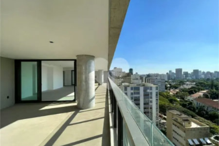 Apartamento à venda com 3 suítes em Itaim Bibi, São Paulo, SP