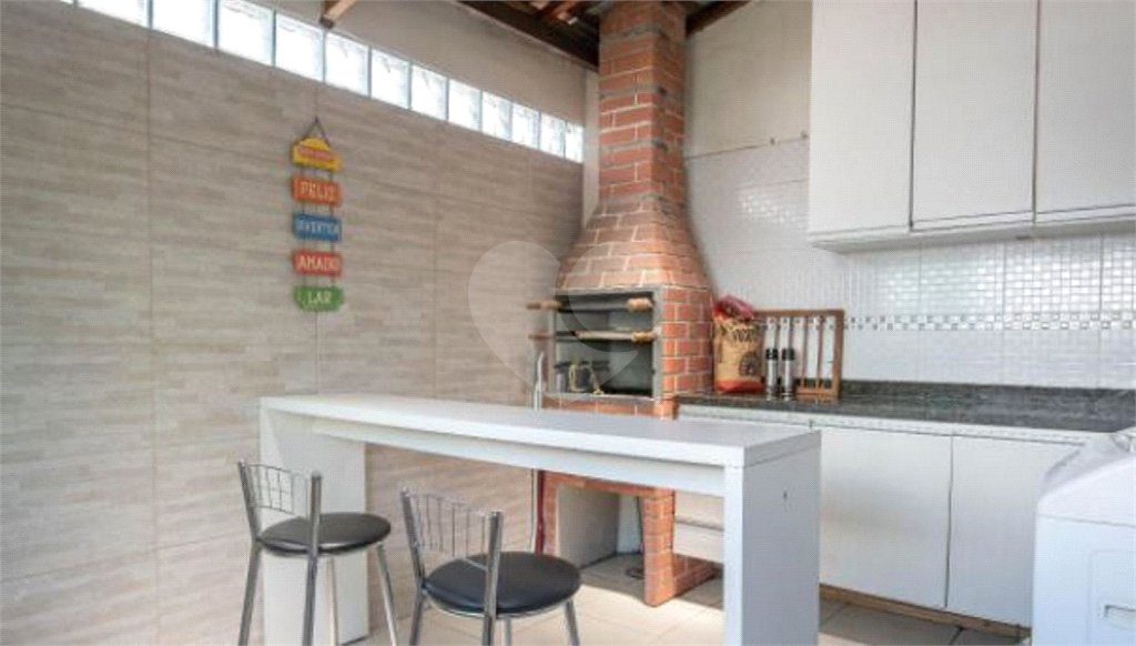 Casa à venda com 2 quartos, sendo 1 suíte, no condomínio Tulipa 3, São Paulo - SP