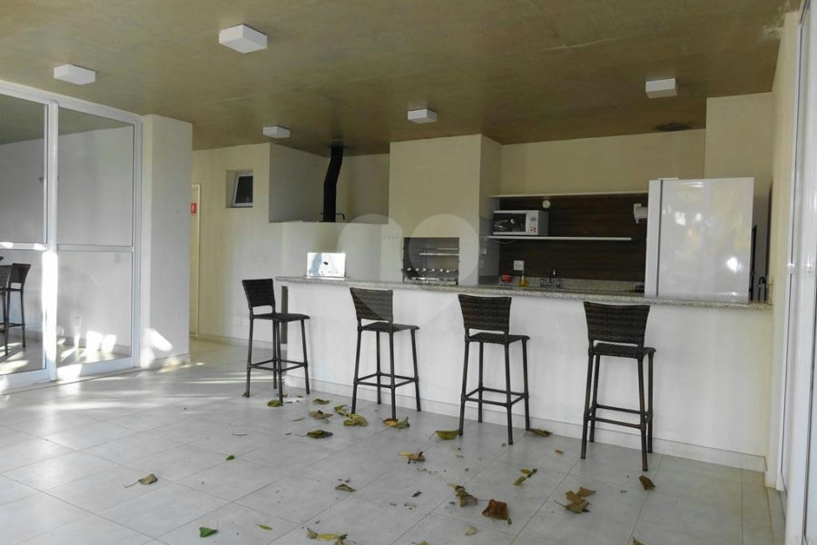 Casa à venda com 4 quartos, sendo 3 suítes,  no condomínio Domus, São Paulo - SP