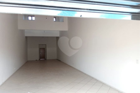 Salão Comercial para alugar em Capela, Vinhedo, SP
