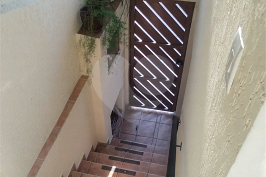 Sobrado à venda com 3 quartos, sendo 1 suíte, em Vila Guilherme, São Paulo, SP