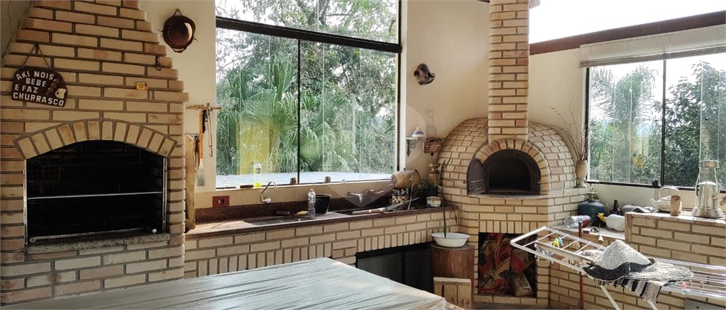 Casa à venda com 4 quartos, sendo 1 suíte, em Serra da Cantareira, Mairiporã, SP