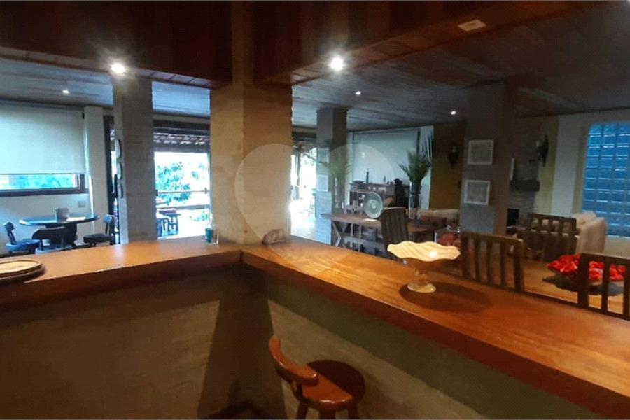 Casa à venda ou para alugar com 4 quartos, sendo 2 suítes, em Serra da Cantareira, Mairiporã, SP