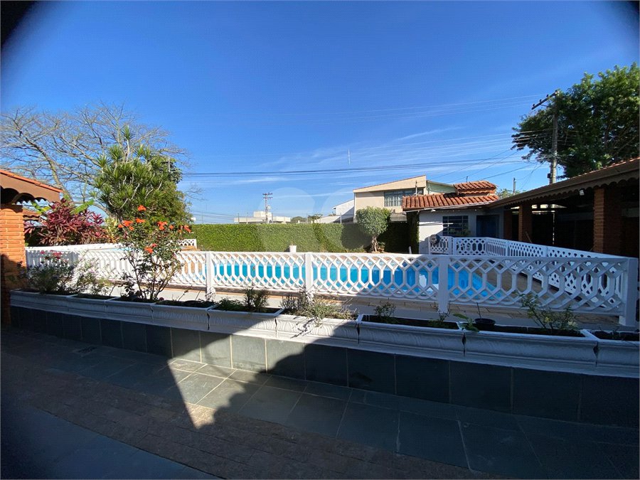 Casa Térrea para alugar com 3 quartos, sendo 1 suíte, em Jardim Alvinópolis, Atibaia, SP