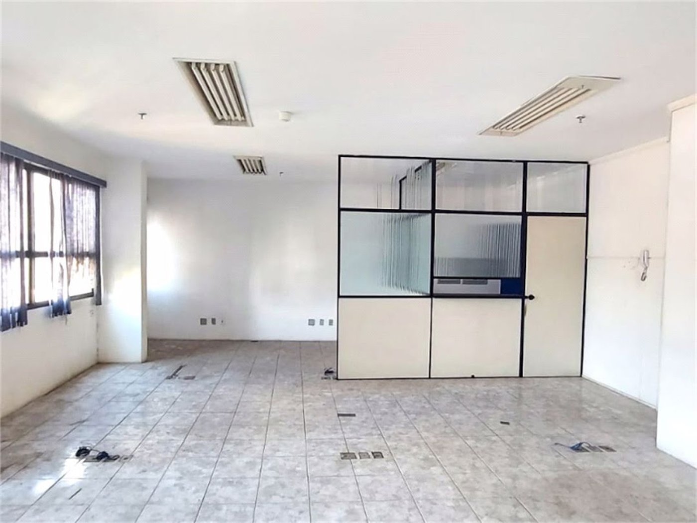 Sala Comercial para venda e locação, Centro, Santos - SA0071.