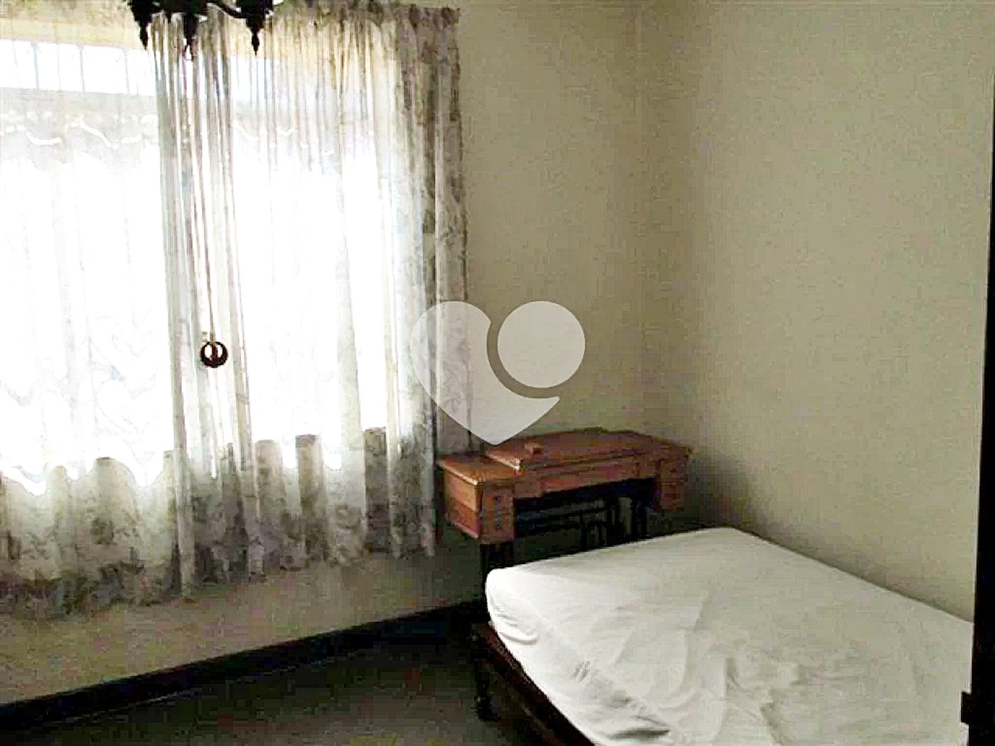 Sobrado à venda com 4 quartos, sendo 2 suítes, em Jardim Floresta, São Paulo, SP