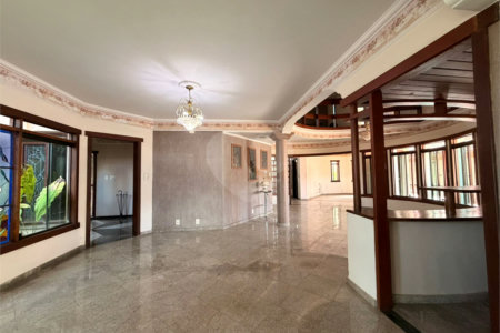 Sobrado à venda ou para alugar com 5 quartos, sendo 1 suíte, em Jardim Eltonville, Sorocaba, SP