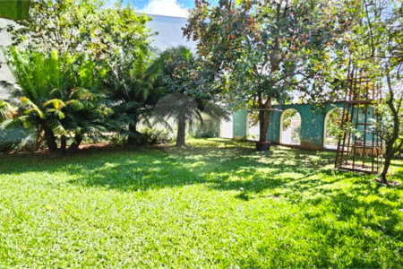 Casa à venda com 4 quartos, sendo 2 suítes,  em Jardim Maristela, São Paulo, SP