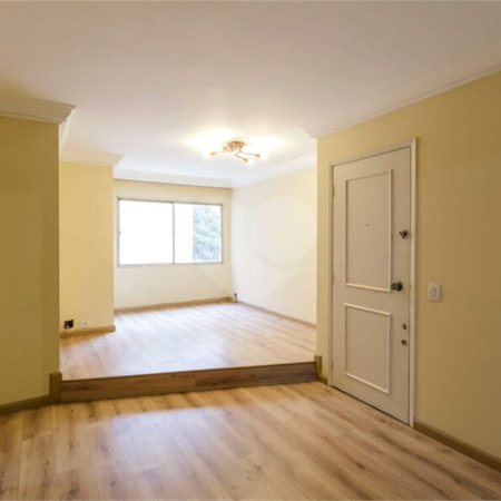 Apartamento à venda com 2 quartos, sendo 1 suíte, em Vila Uberabinha, São Paulo, SP