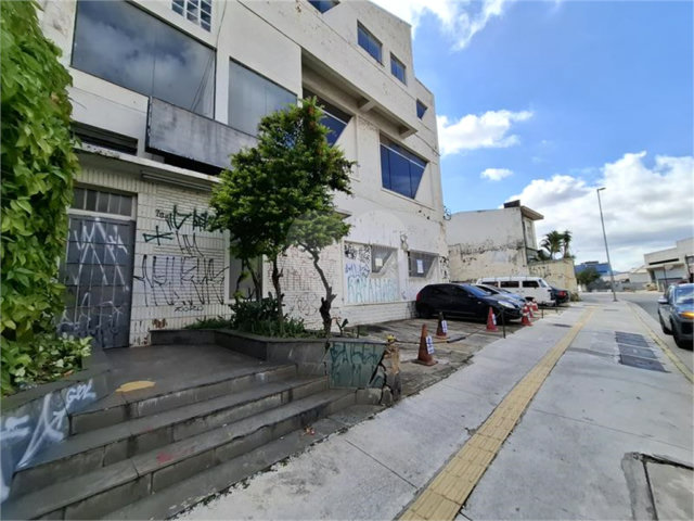 Prédio à venda em Imirim, São Paulo, SP