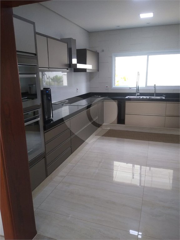 Casa à venda com 4 quartos, sendo 2 suítes,  no condomínio Damha Iii, São Carlos - SP