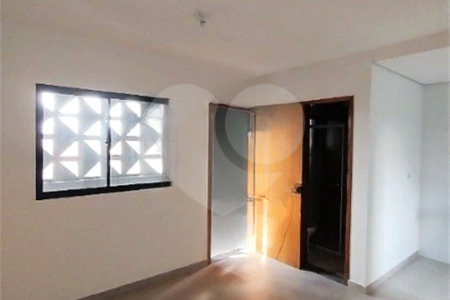 Apartamento à venda com 2 quartos em Vila Invernada, São Paulo, SP
