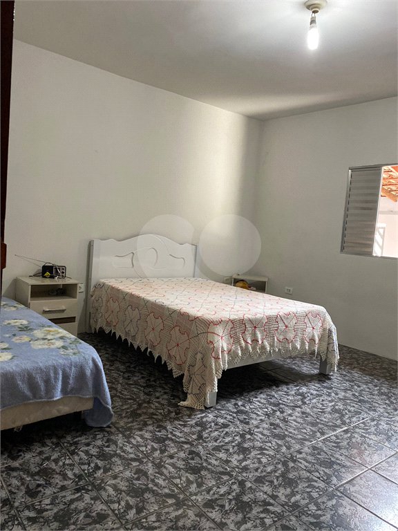 Casa à venda com 2 quartos, sendo 1 suíte, no Centro, Araçoiaba da Serra, SP