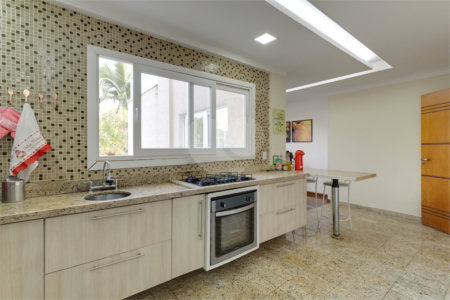 Casa à venda com 5 suítes em Jardim Marajoara, São Paulo, SP