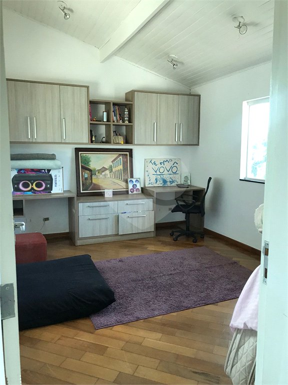 Casa à venda com 4 suítes no condomínio Aruã, Mogi das Cruzes - SP
