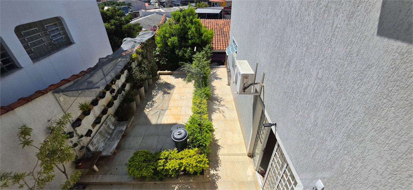 Casa Térrea à venda ou para alugar com 8 quartos, sendo 4 suítes, em Vila Pereira Barreto, São Paulo, SP