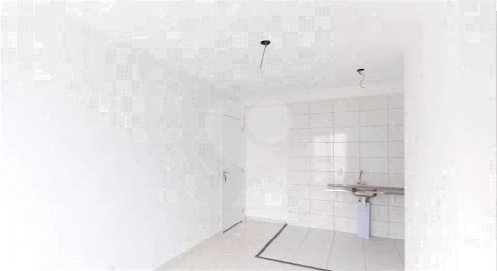 Apartamento com 50m², 2 dormitórios, 1 vaga, á venda em Itaquera.