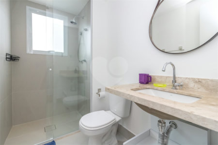 Apartamento à venda com 2 suítes em Santo Amaro, São Paulo, SP