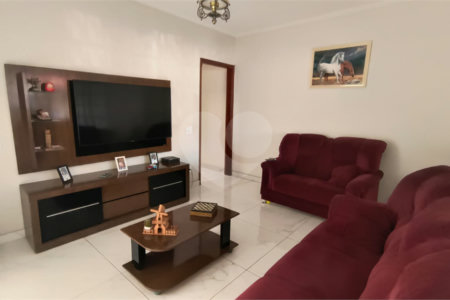 Sobrado à Venda no Bicão – São Carlos/SP