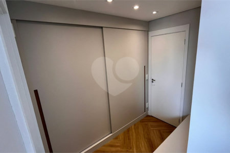 Apartamento à venda com 4 quartos, sendo 1 suíte, em Jardim Vazani, São Paulo, SP