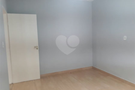 Casa Térrea à venda com 4 quartos, sendo 1 suíte, em Nova Mairinque, Mairinque, SP