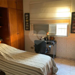 Sobrado à venda com 3 quartos, sendo 1 suíte, em Chora Menino, São Paulo, SP
