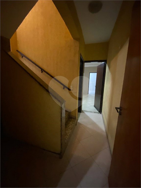 Casa à venda com 3 quartos, sendo 1 suíte, em Vila Valença, São Vicente, SP