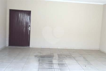 Sobrado à venda com 6 quartos, sendo 3 suítes, em Jardim Refúgio, Sorocaba, SP
