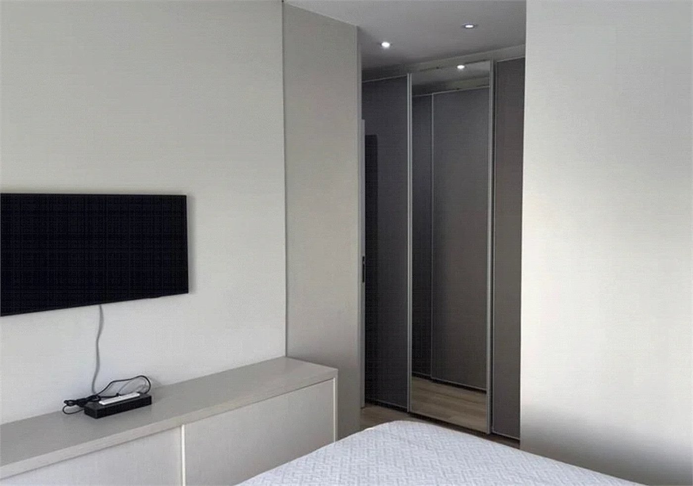Apartamento à venda com 3 suítes em Água Branca, São Paulo, SP