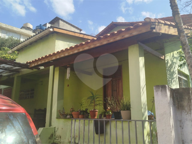Casa à venda com 2 quartos em Horto, São Paulo, SP