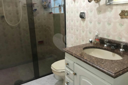 Sobrado à venda com 3 quartos, sendo 1 suíte, em Santa Teresinha, São Paulo, SP