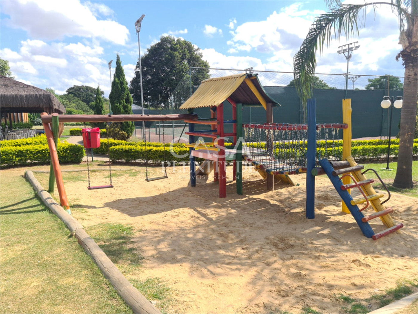 Casa em condomínio à venda com 3 suítes, em Iporanga, Sorocaba, SP