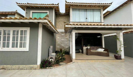 Casa à venda com 3 quartos, sendo 1 suíte,  em São José, Armação dos Búzios, RJ